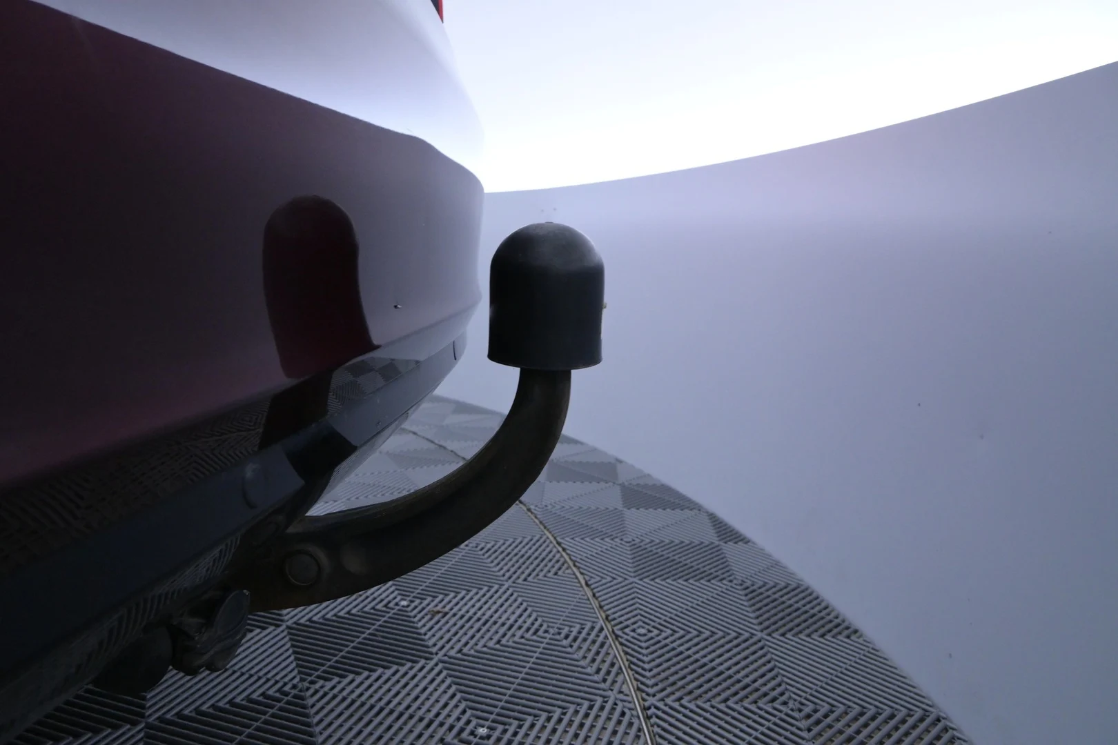 Car Image - 2l4oCtjPblXcC3G3tZ9J1y