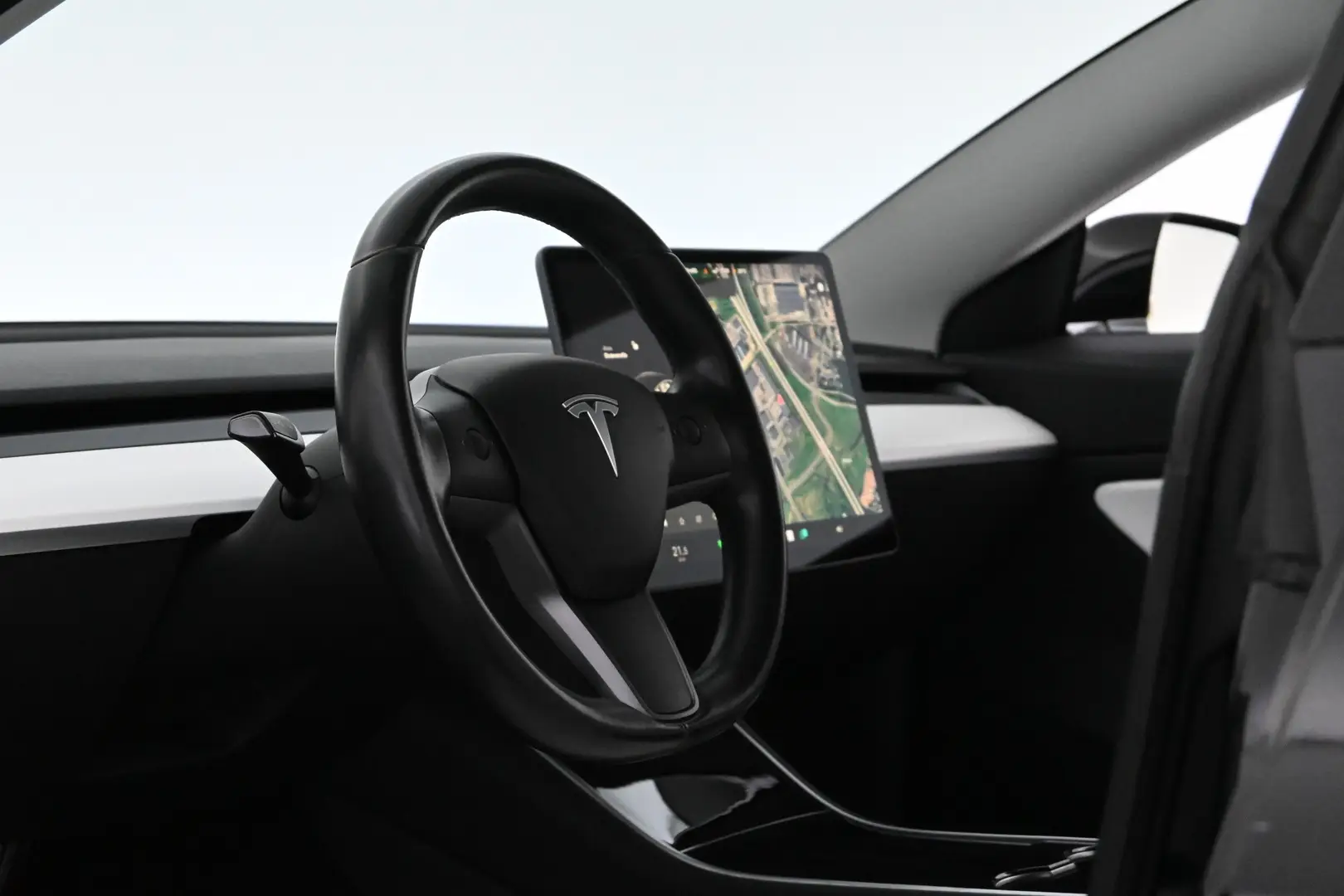 Car Image - 3tV4tPKOhXRCUmhursD8xl