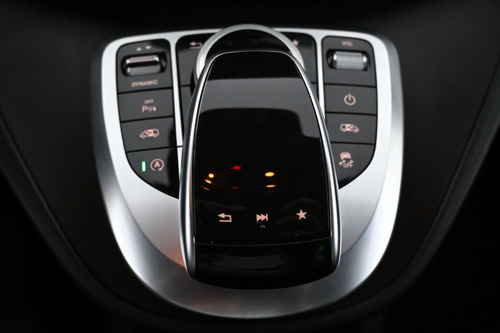 Car Image - 7skbhjry1touGIg4C16vKD