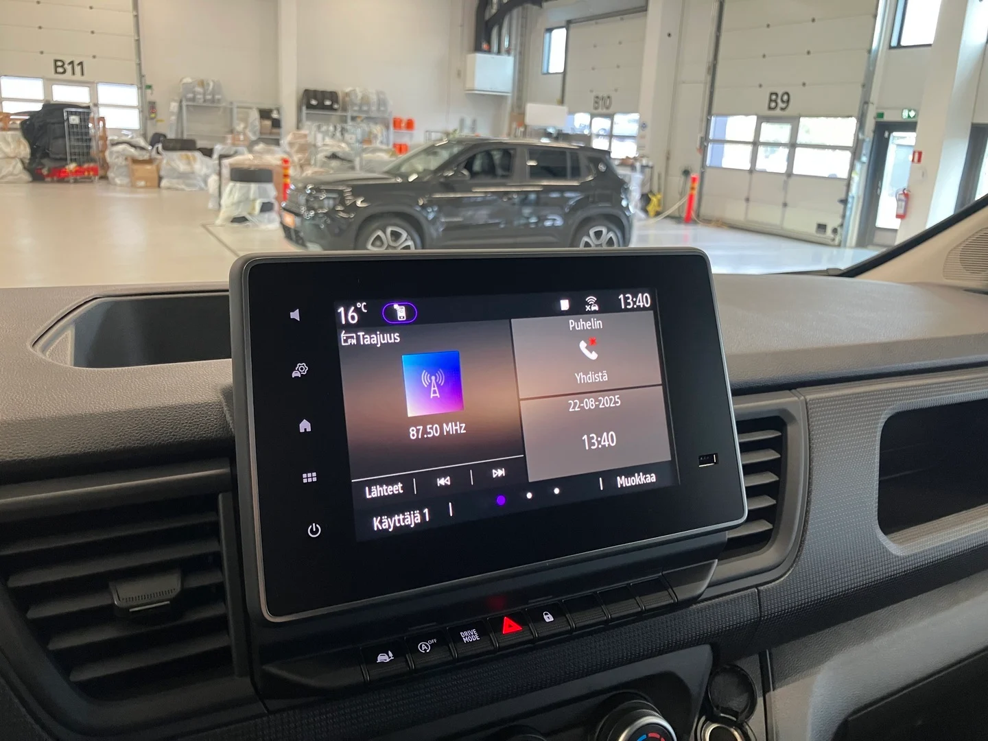 Car Image - l5oU9RhnTTcONWebnu87U