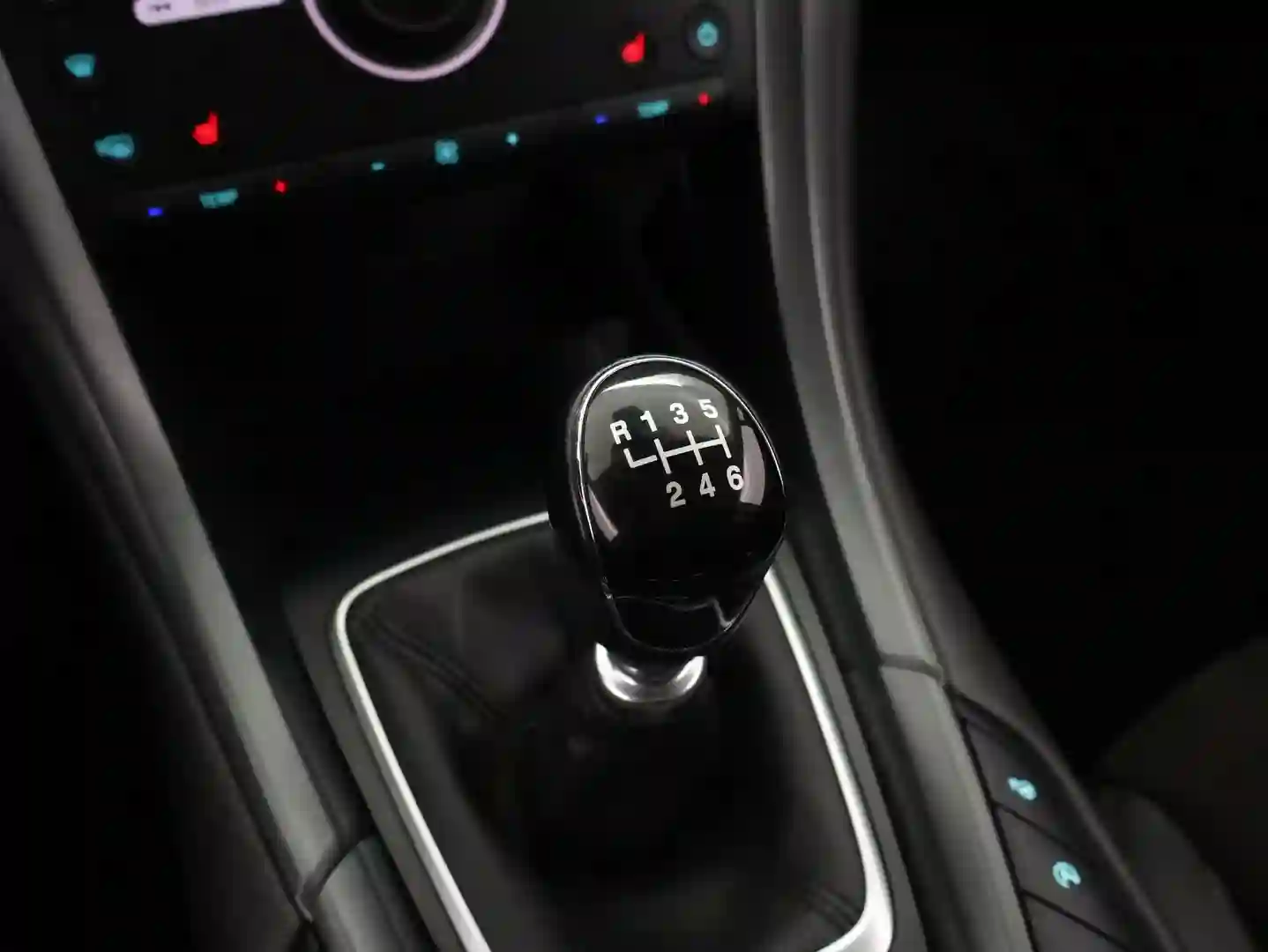 Car Image - 3v67daoaEbAz8VbwnudmME