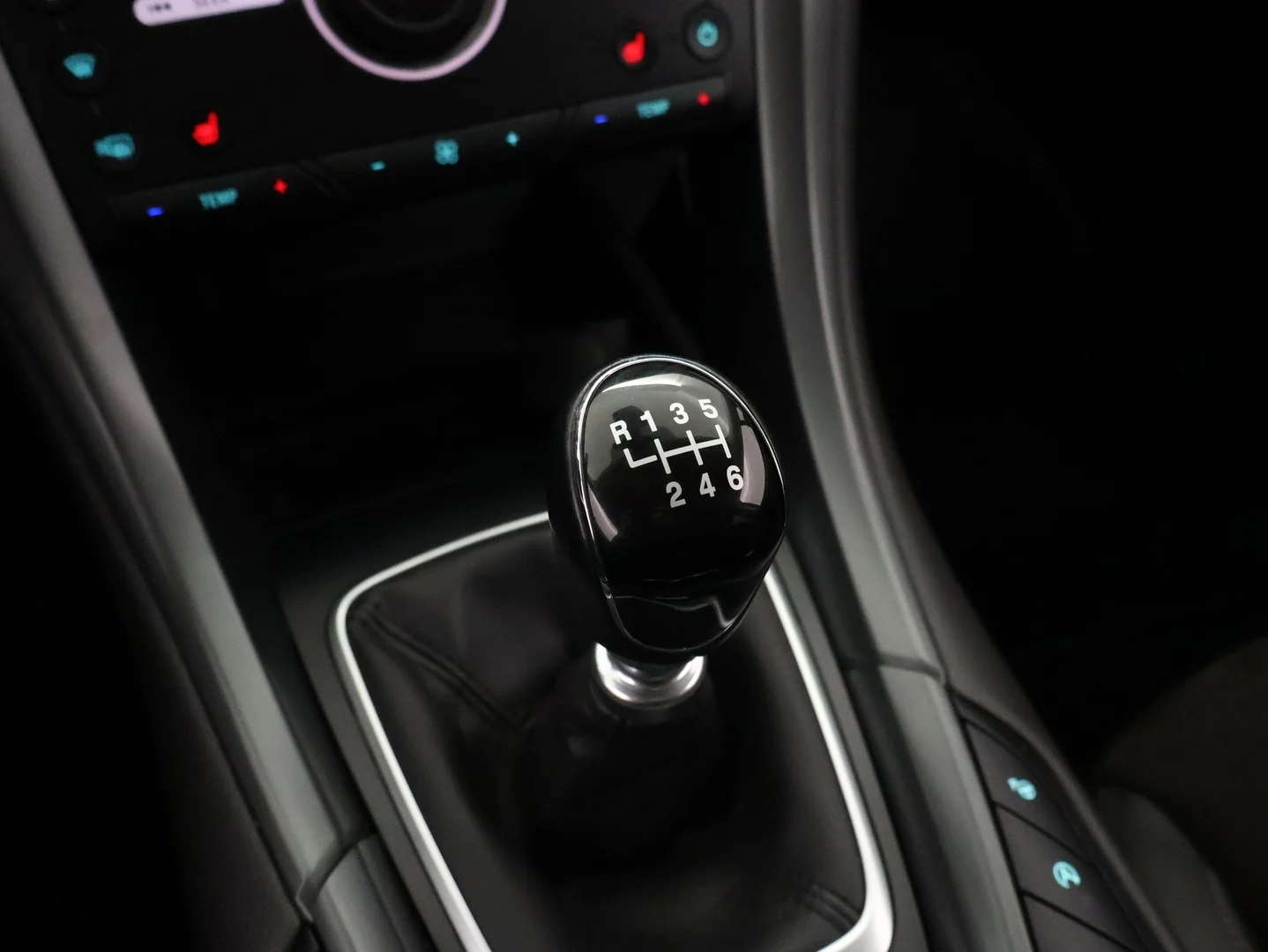 Car Image - 3v67daoaEbAz8VbwnudmME