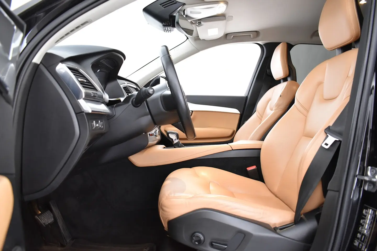 Car Image - 43STJmTuhXfp0nUlbmLdsG