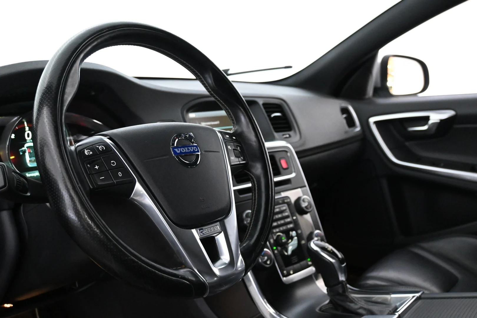 Car Image - 5gOW6otbR2yrBh3I7ttyCd