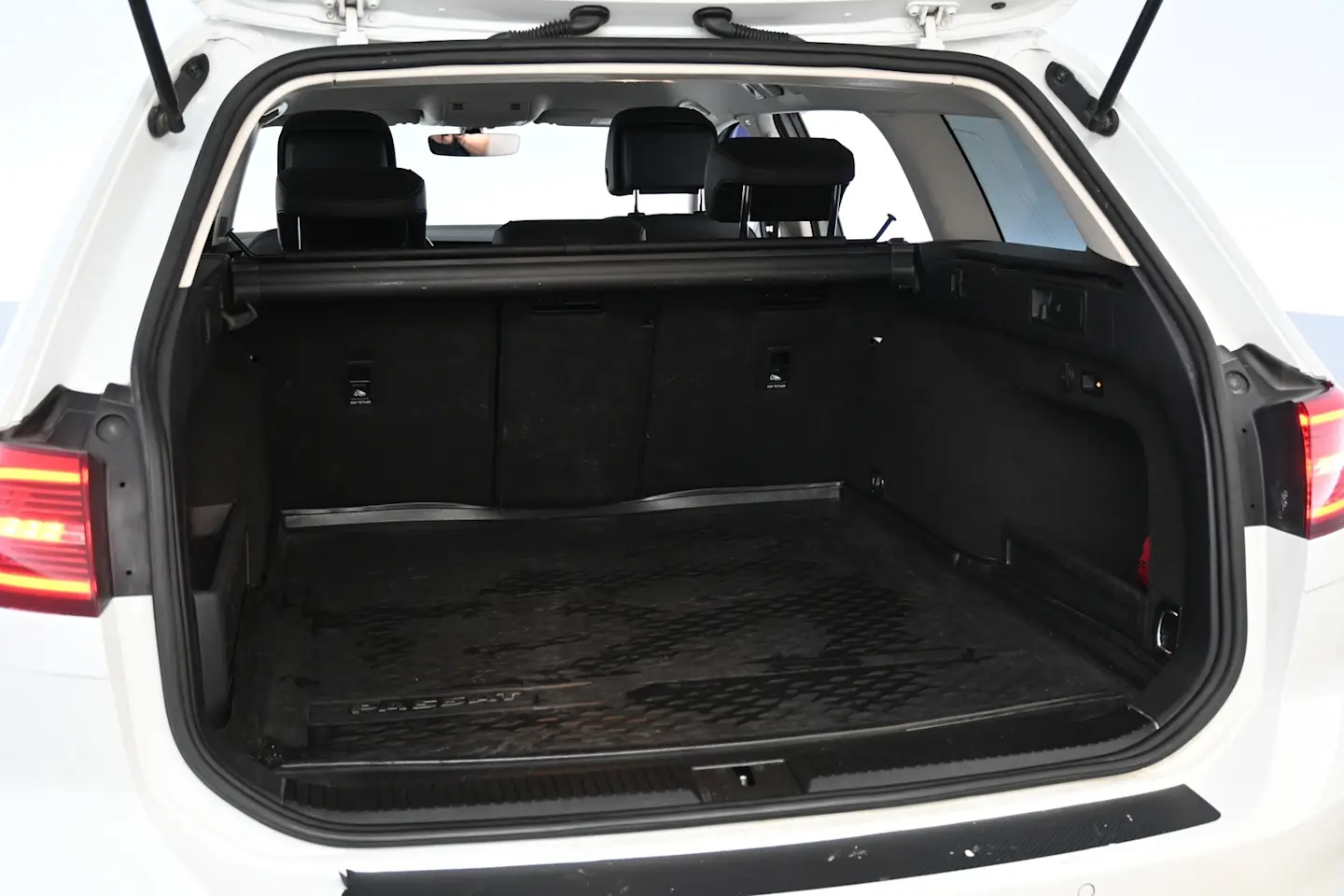 Car Image - 5W4z6HrYcc2BgK1plb77FG