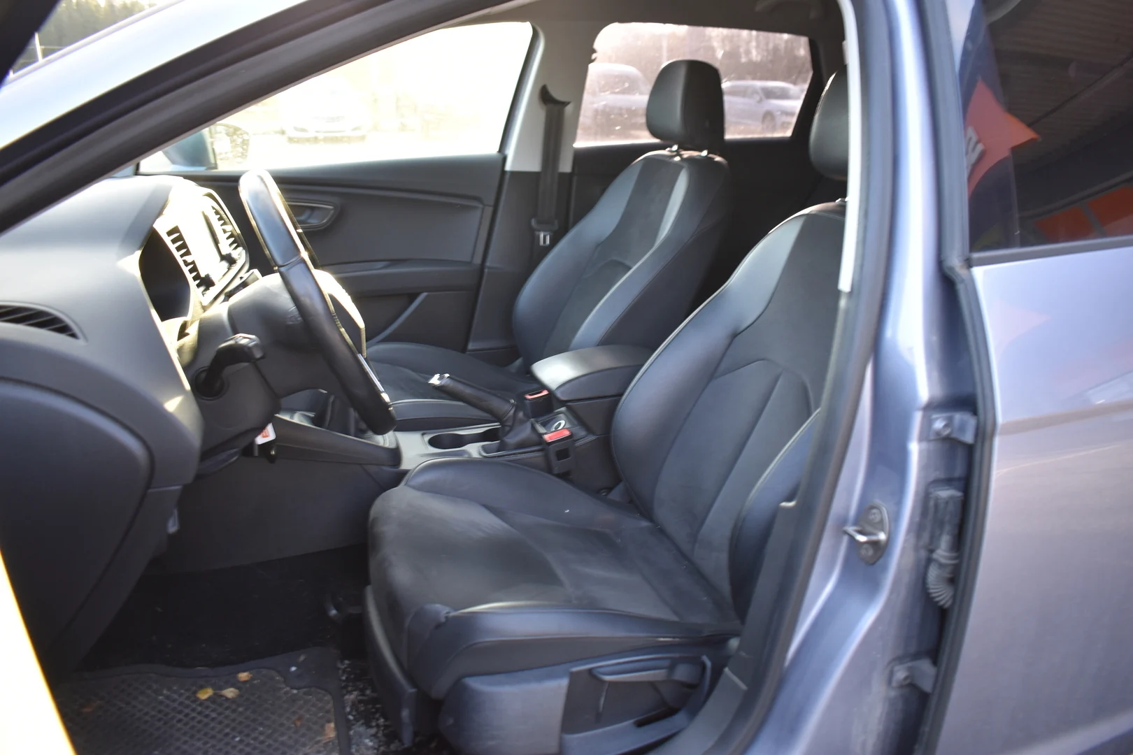 Car Image - 6jxEgd18J8xSDHsDkRssBr