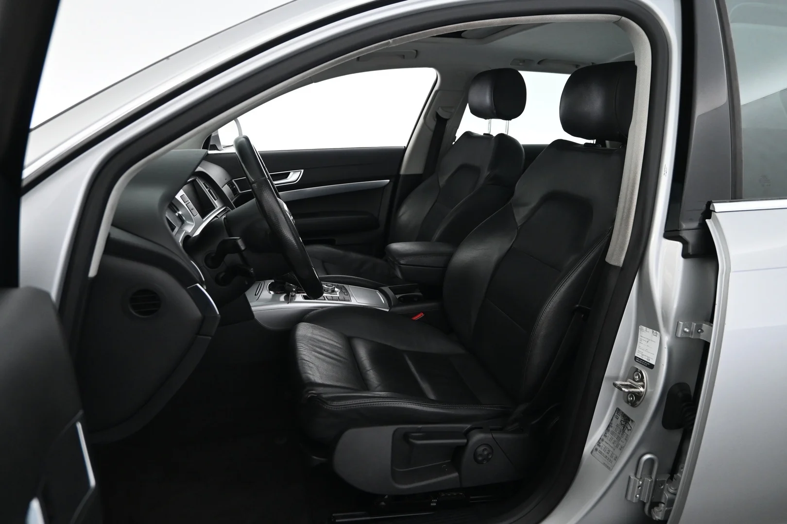 Car Image - 6lokPPlXsQC2x1yhqhSakh