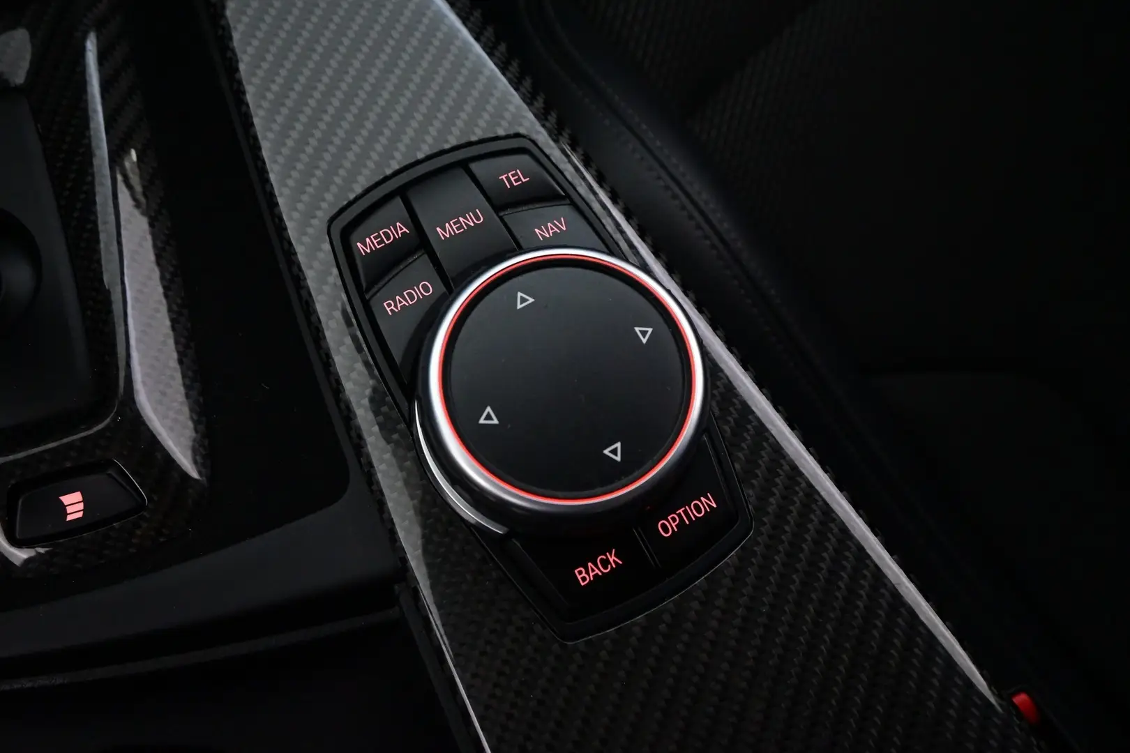 Car Image - akbDnVgzNYHma2C1xNXtI