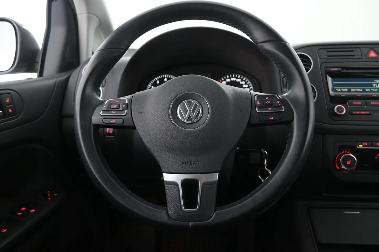 Car Image - 6I2hbpLMAWjQjxMWZDIC42