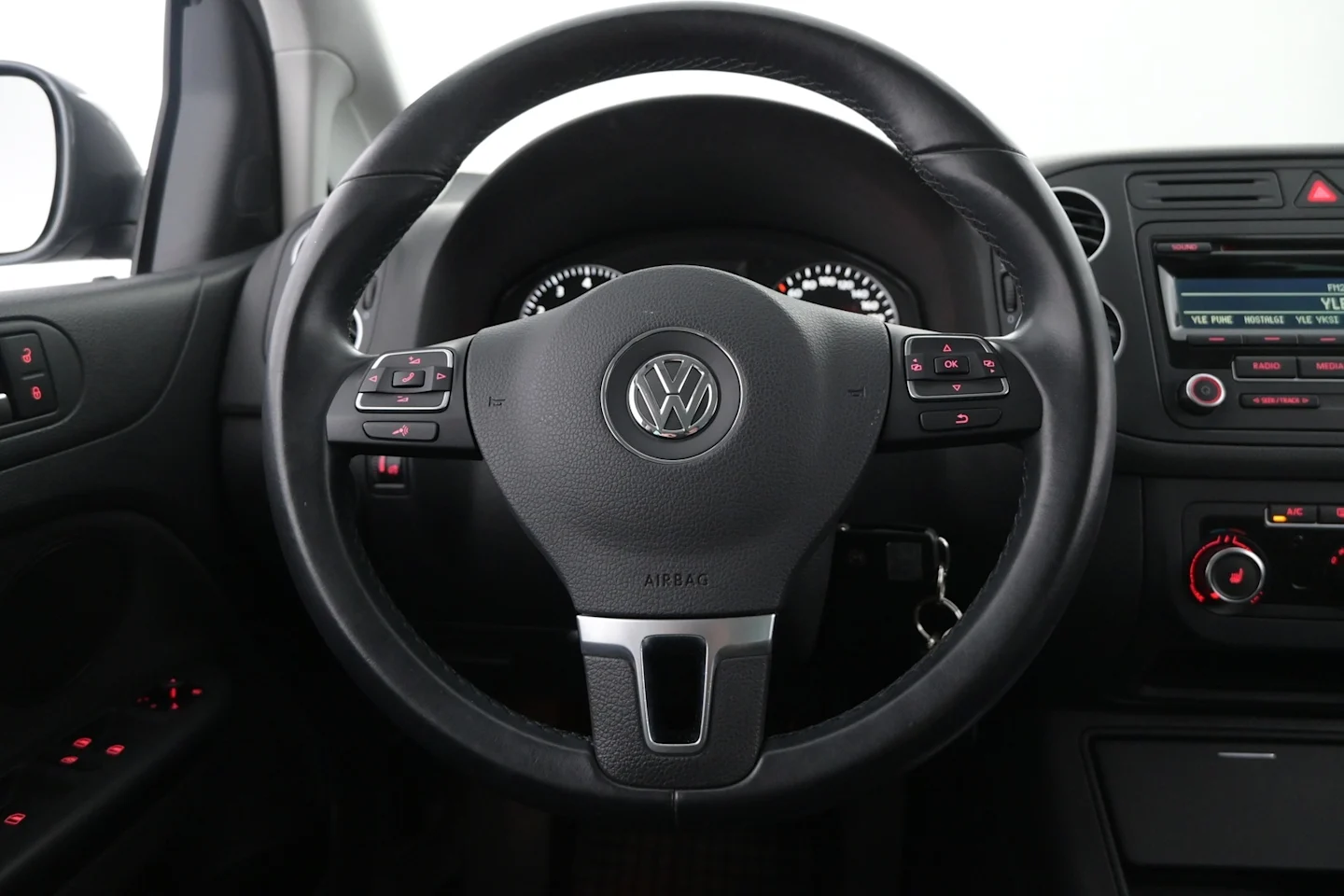 Car Image - 6I2hbpLMAWjQjxMWZDIC42