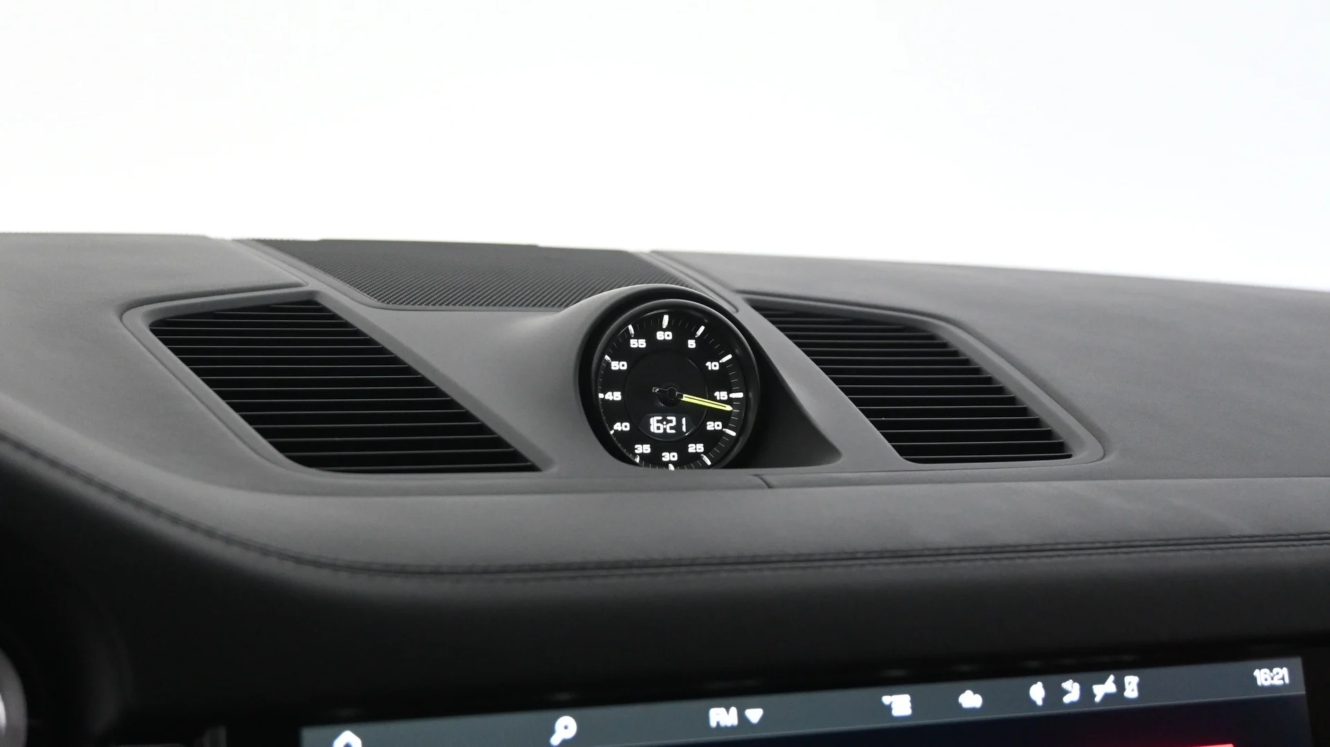 Car Image - 3VOyZGx0DA09gZ2m01MYLl