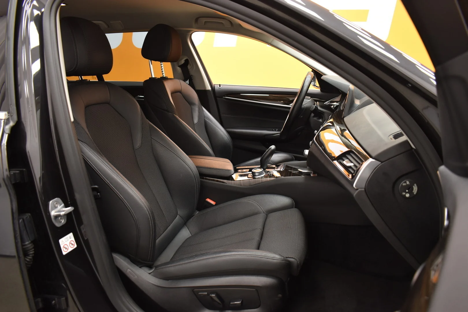 Car Image - 4ftK1Ho9rY9YbdhyqxQ3ae