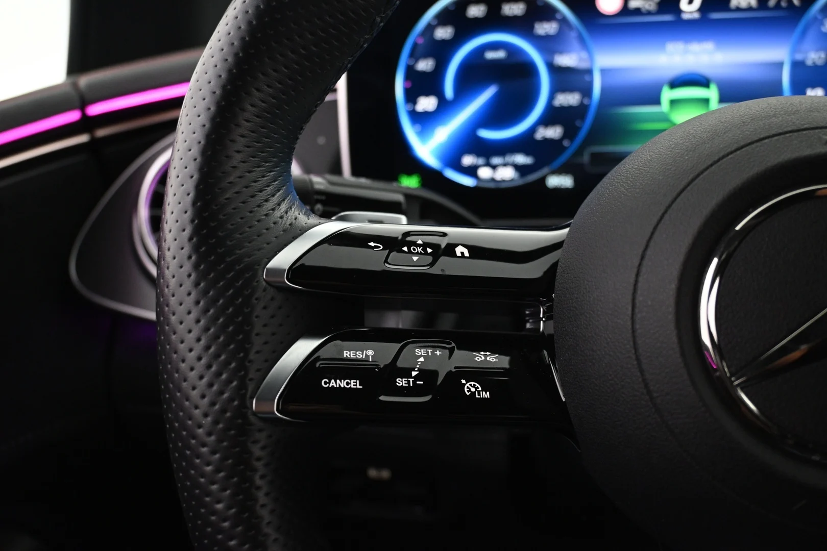 Car Image - 3OwC6yChP7XqybTd92Djul