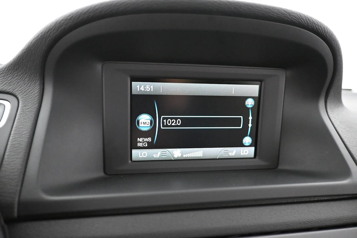 Car Image - 4V5BQhhqlZq6hvGB2rKl1I