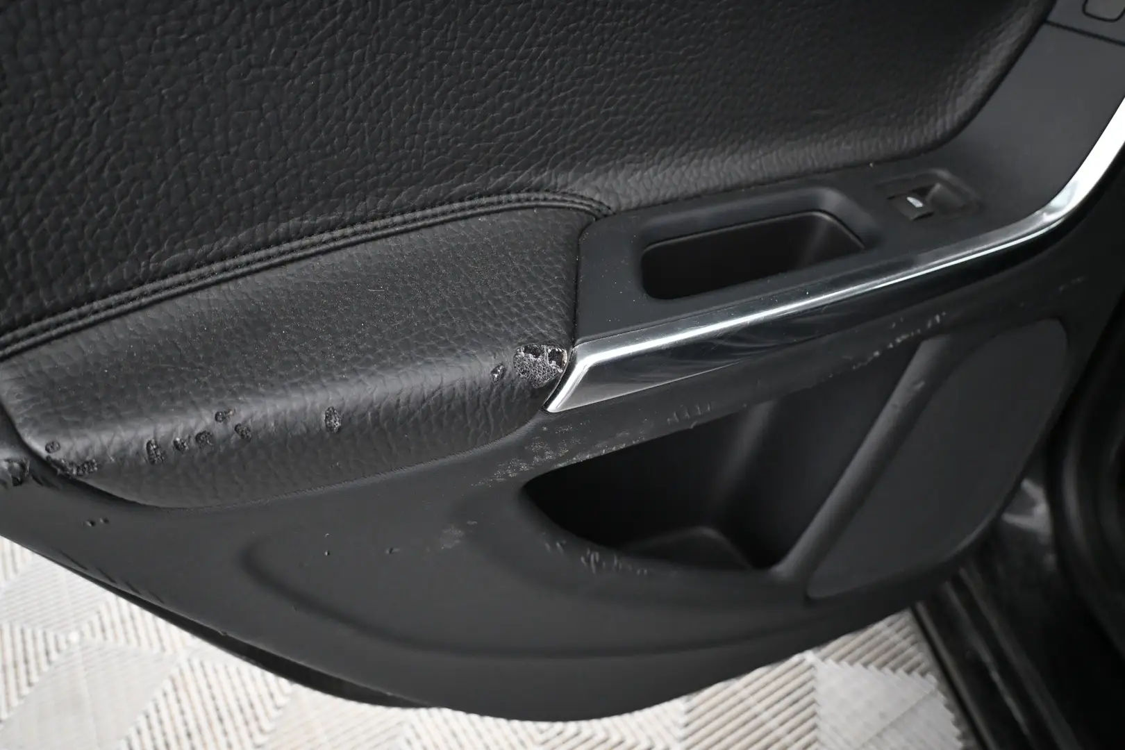 Car Image - 4aCBGtcX73nstpc8Sw7r1y