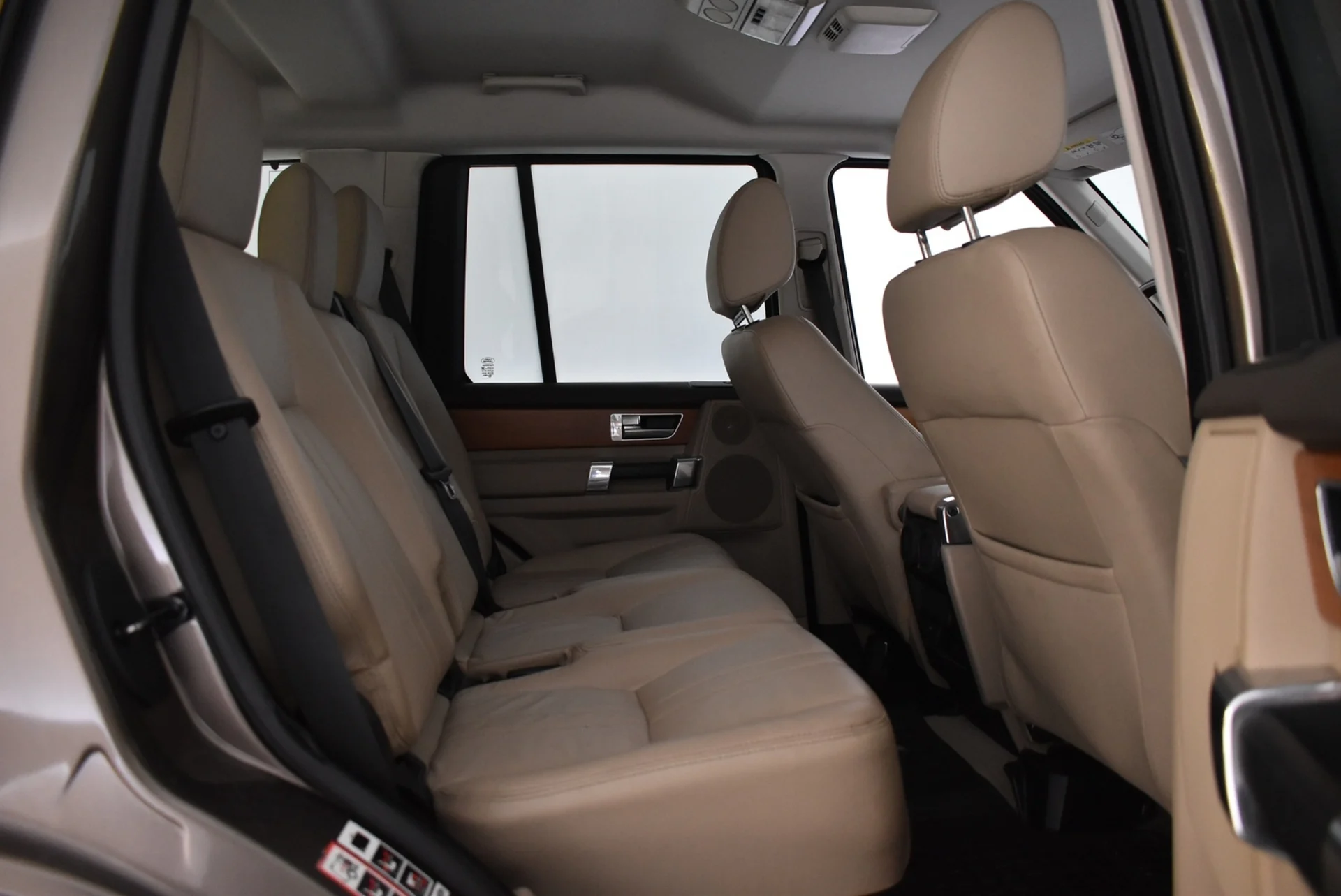 Car Image - ZEkAsc5TcMgAPnhcfie0J