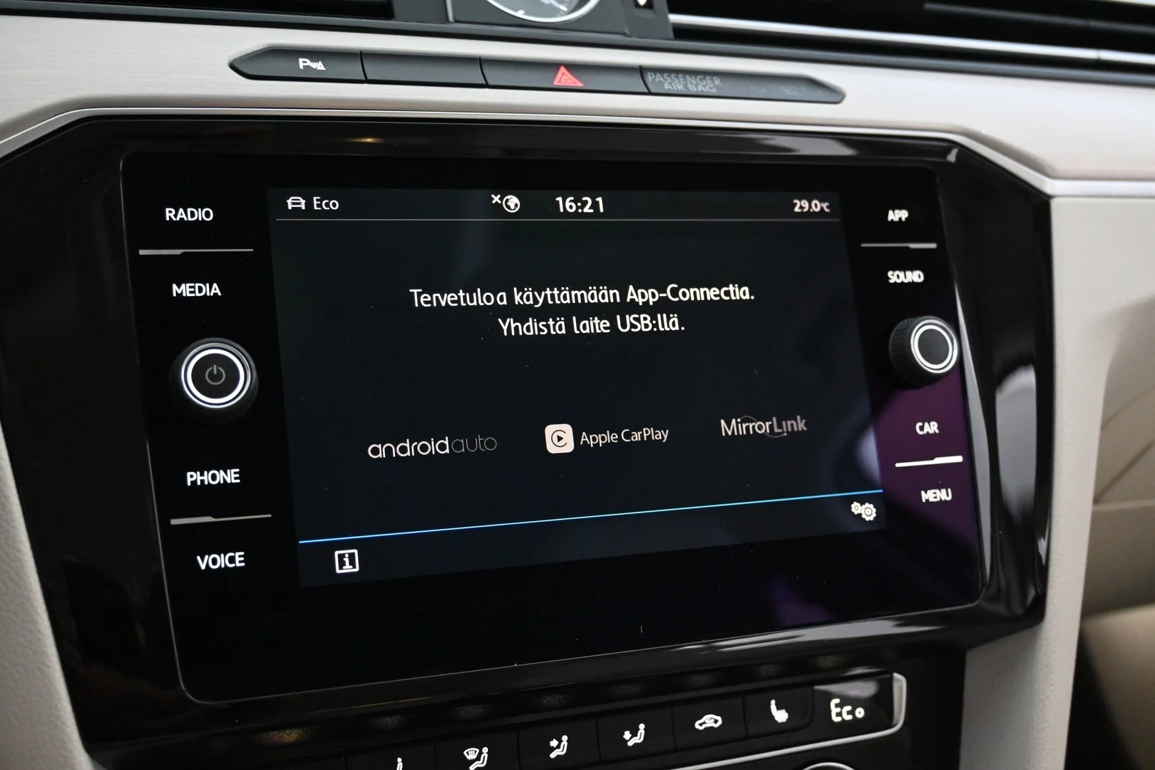 Car Image - 7cn4CmvgLgvDHSs0b8H5mv