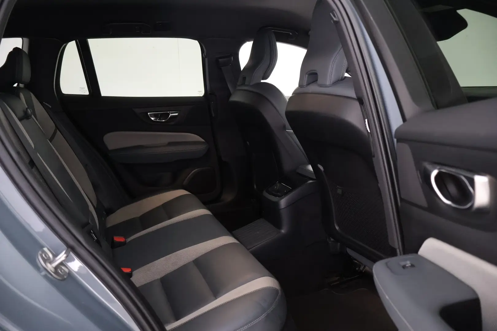 Car Image - 5rOxuaS5S7bk2Qz5pUrVzq