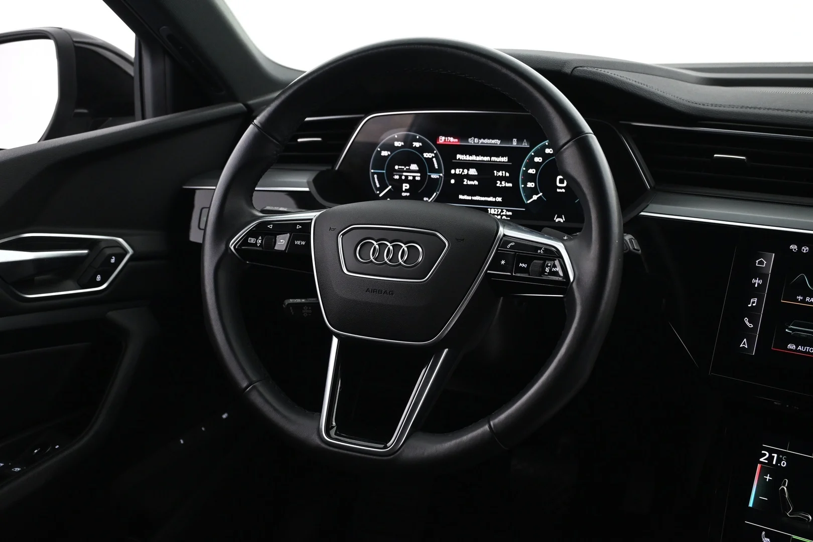Car Image - 4y7MFHlHQiNX3nUFhfH0dl