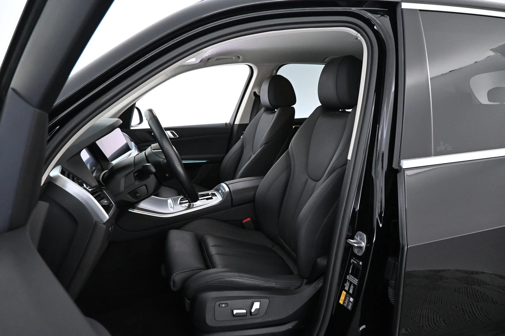 Car Image - 72XWkjsm64q9QIALE7KKsM