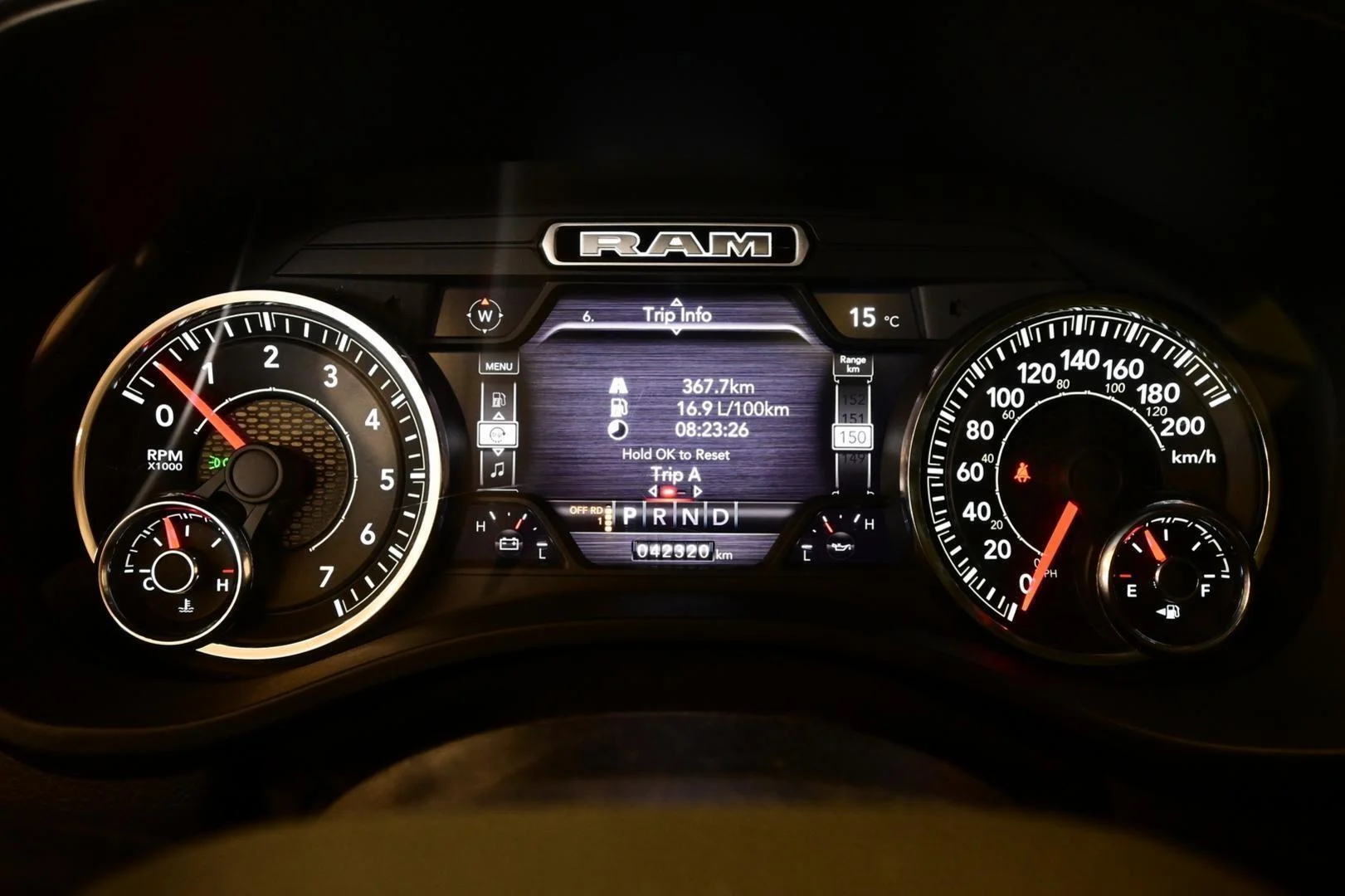 Car Image - 2oEDmYI3U4z6N8g3znNxXC