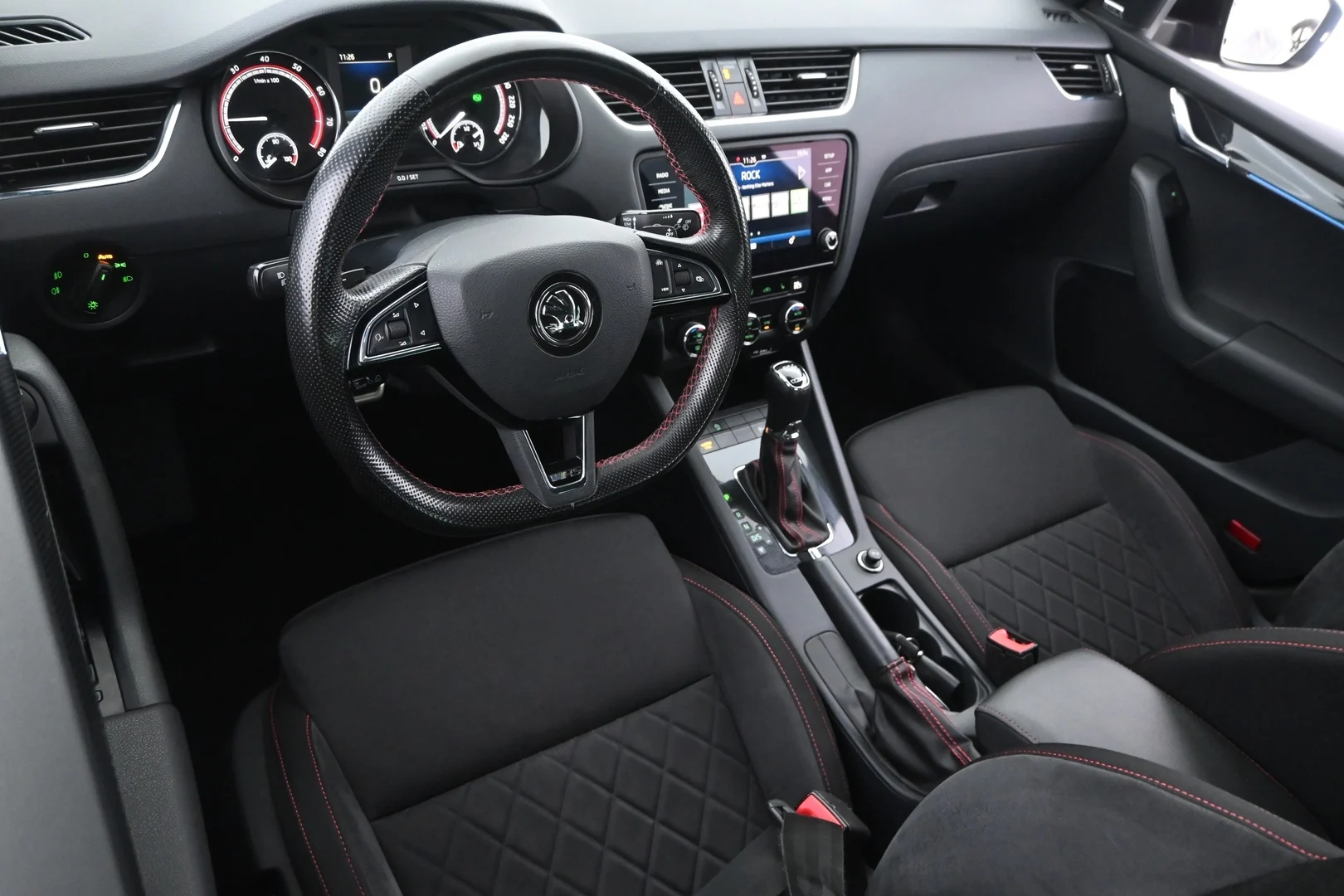 Car Image - 3MGzJsvGlkVOrc7hf8gCWB