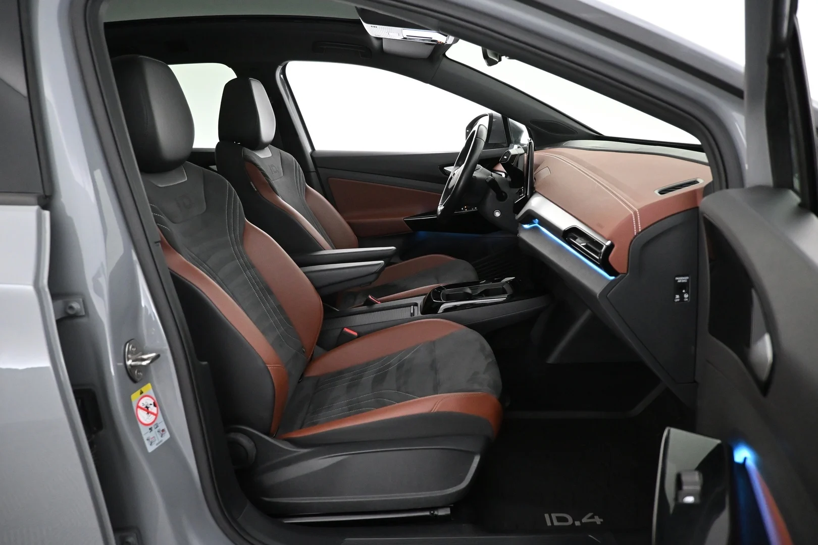 Car Image - 4LIhS2L6Dzq2pR3vtVBjqT