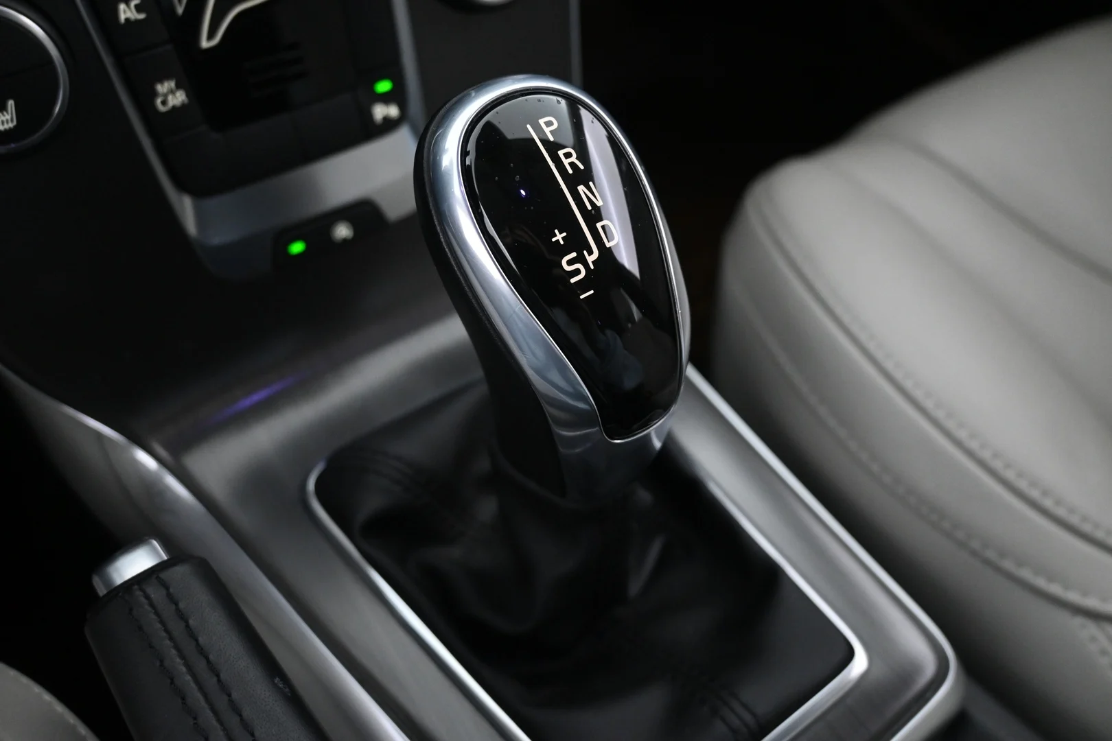 Car Image - 5dFW23nbyJkjny5bsHICjA