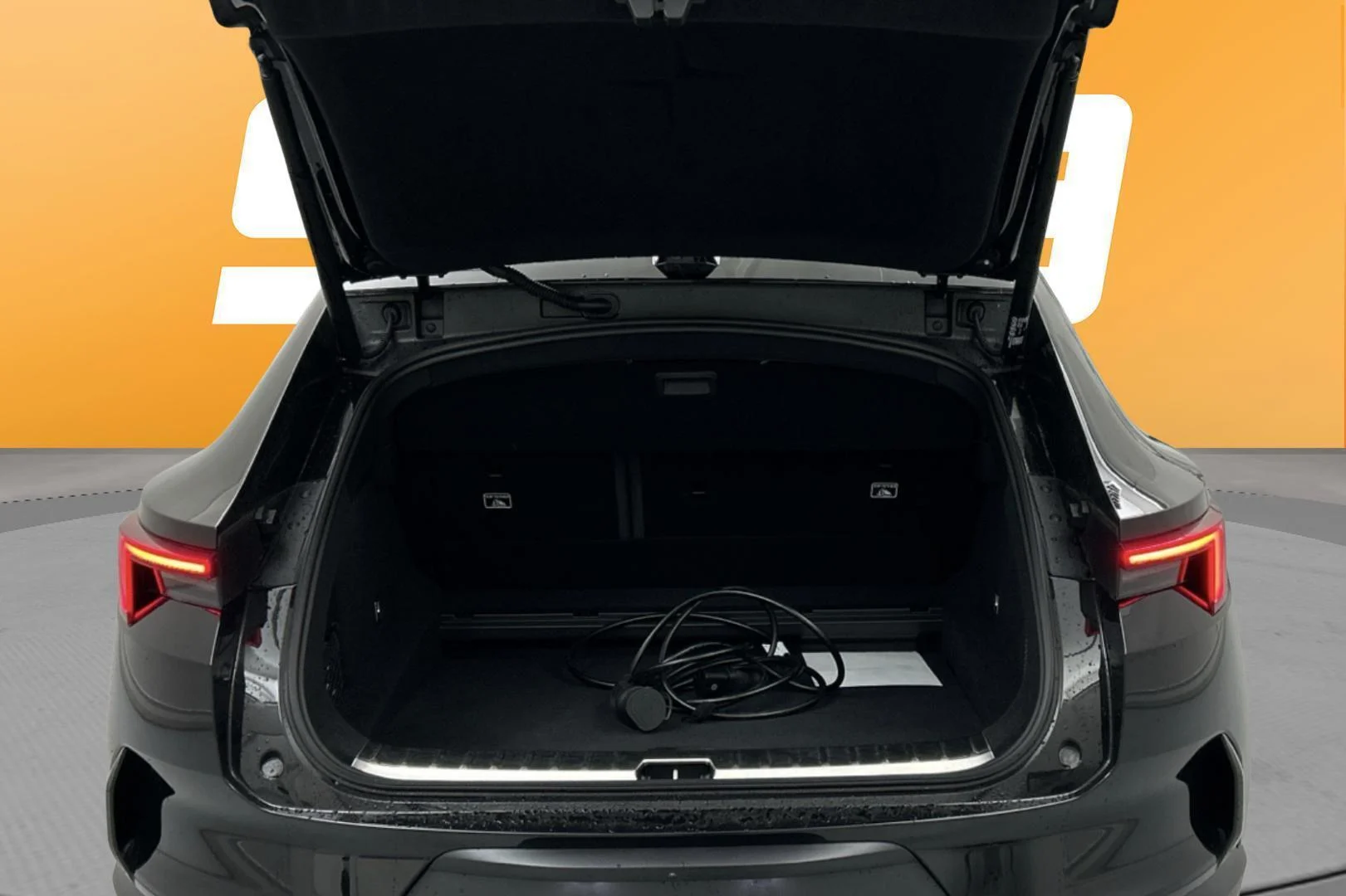 Car Image - 1MZTuUwR1sxDsWHBY9Zime