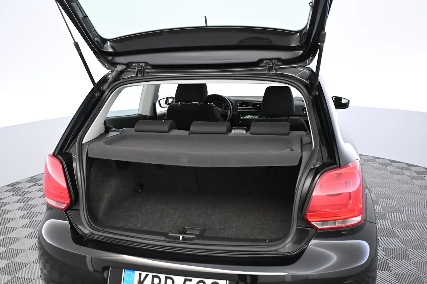 Car Image - 4p9zwhhqlZMiocGPmuuvZ3