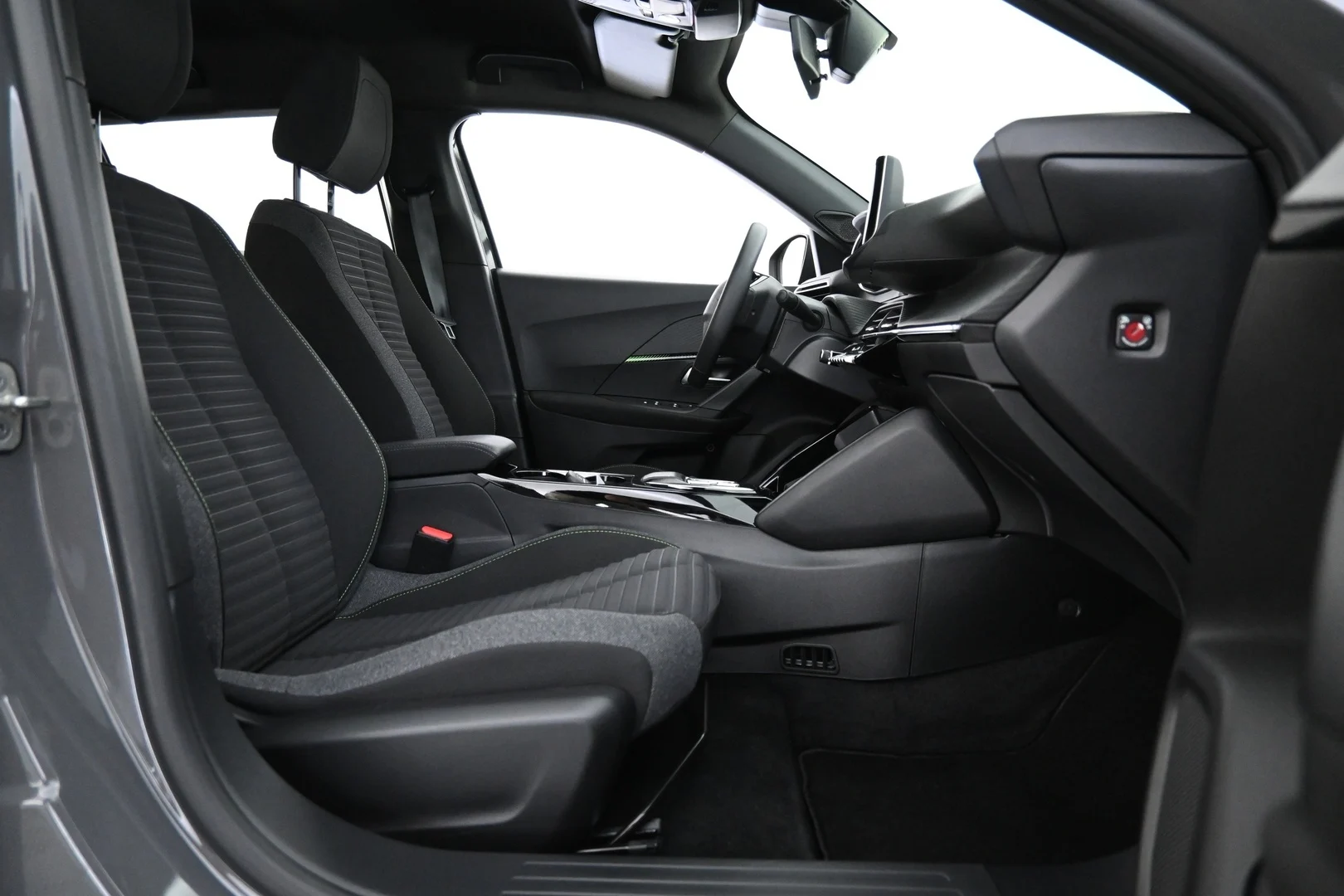 Car Image - NpmX379stcUGr8W1vAjVA