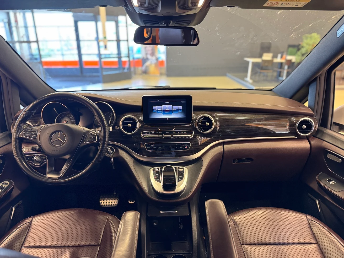 Car Image - 144nNaV4CiQDEqoSKbJnJo