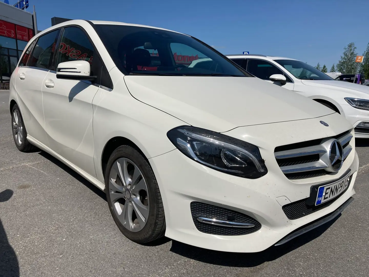 Car Image - 2ndU8Gsm1bYZNgCxwOZii3