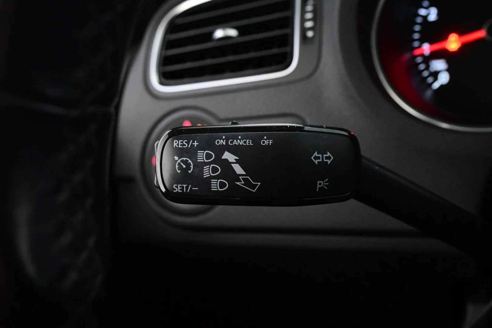 Car Image - 38JC7686KQOz9tzfh1WDAS