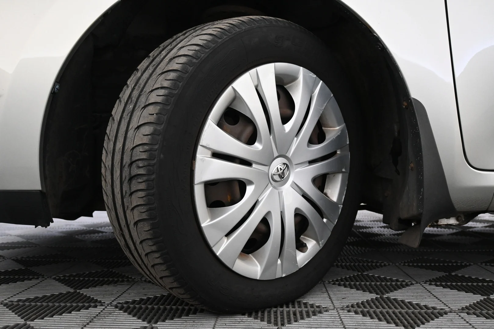 Car Image - 74HNSMjhe1R9PBLfkaIi0l