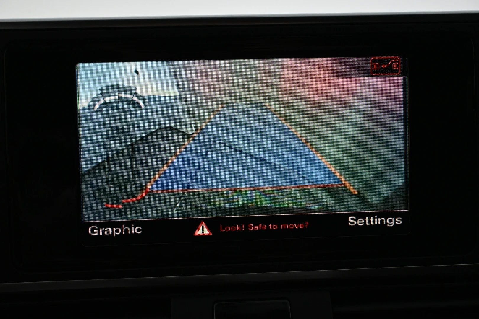 Car Image - 3Q2FsZDxp0vID2noj8DhUk