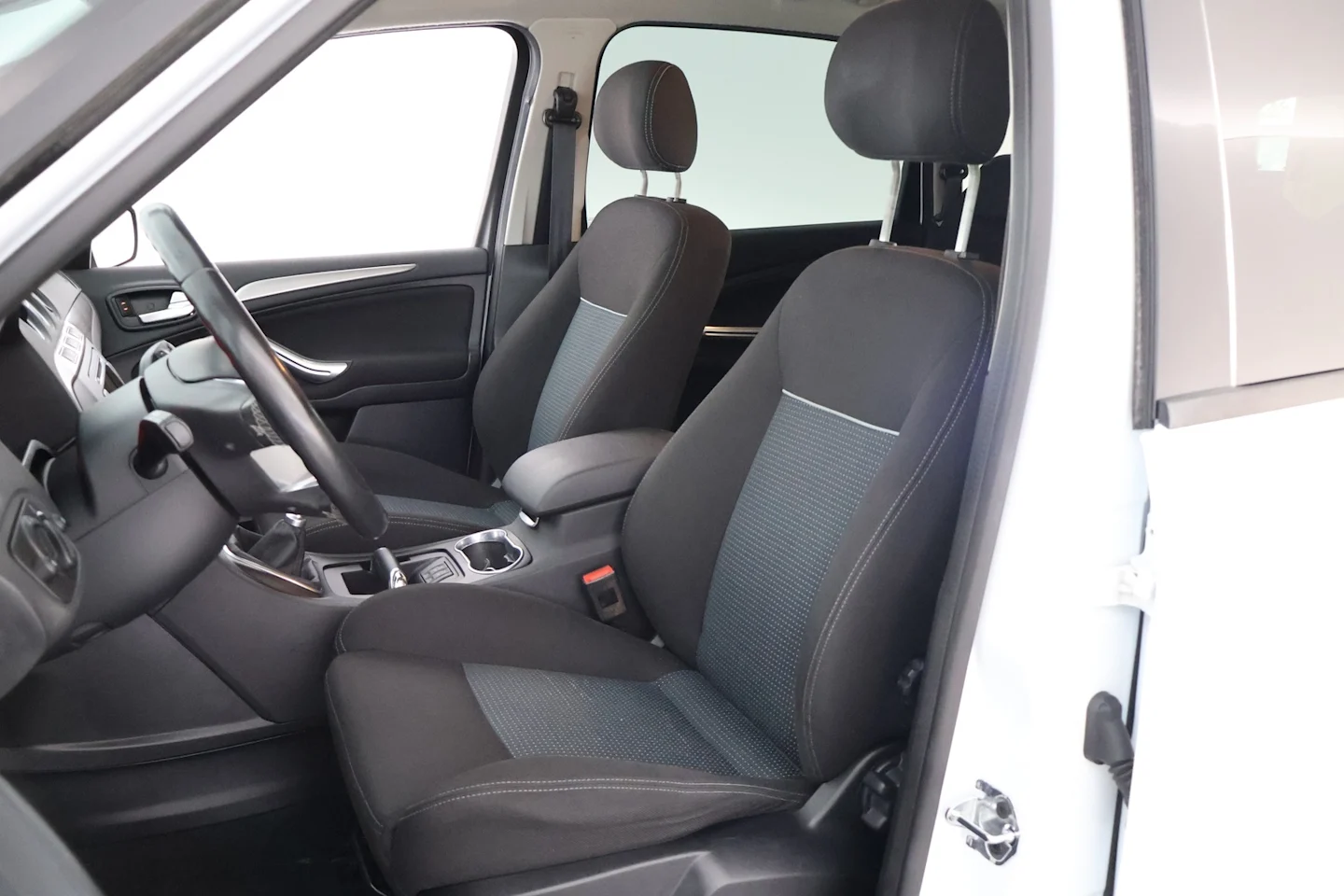 Car Image - 4zFpzxVcBSH3aJq03JCcWE