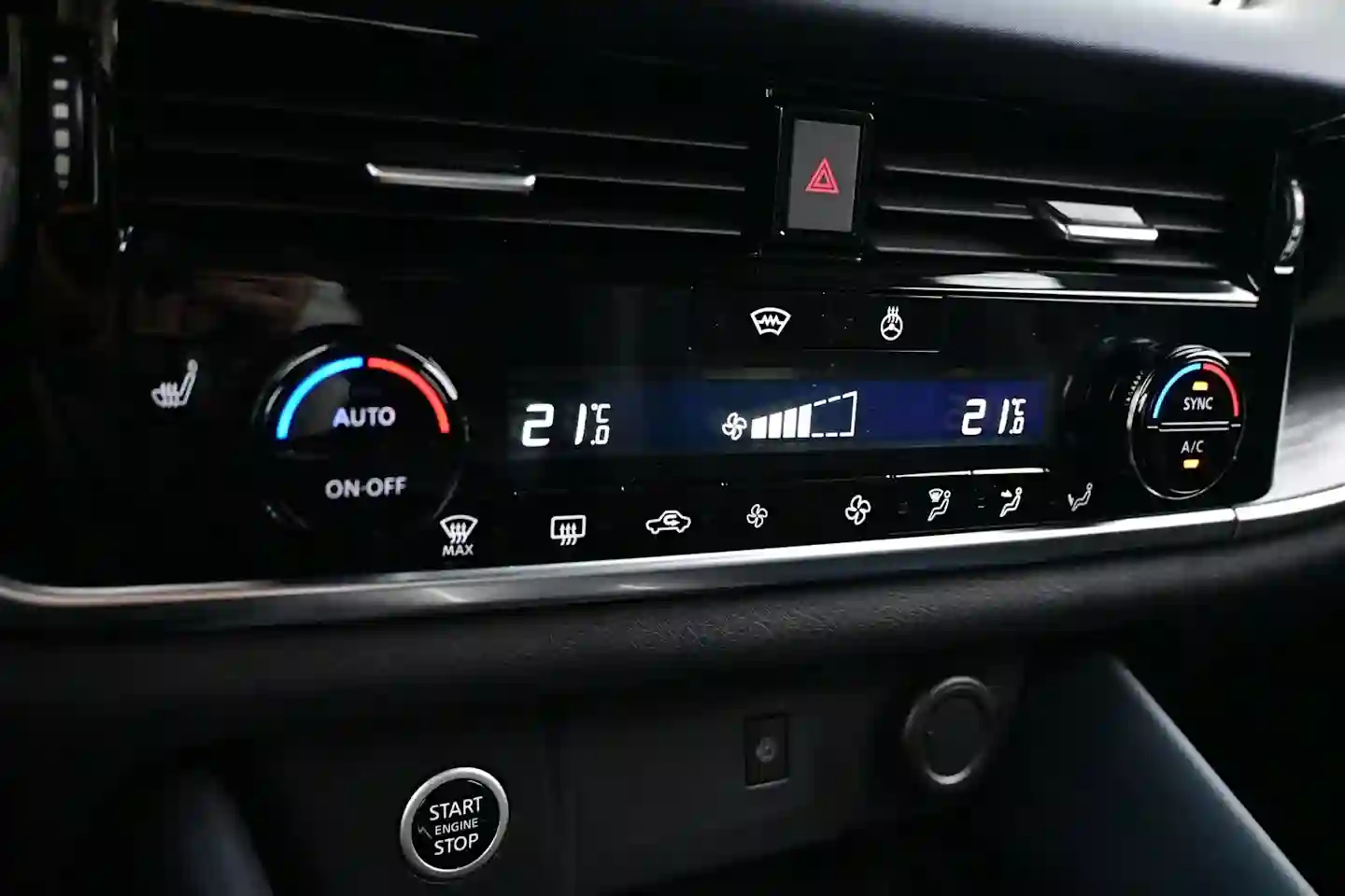Car Image - 468XdgUQNSbOxbZIAdkKB