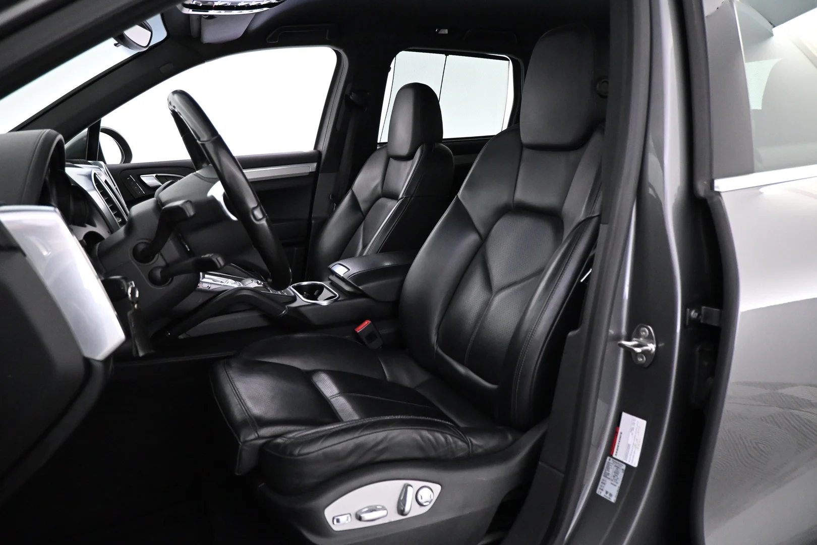 Car Image - 7lpXXJXI2DpMWFMJr6p9XP