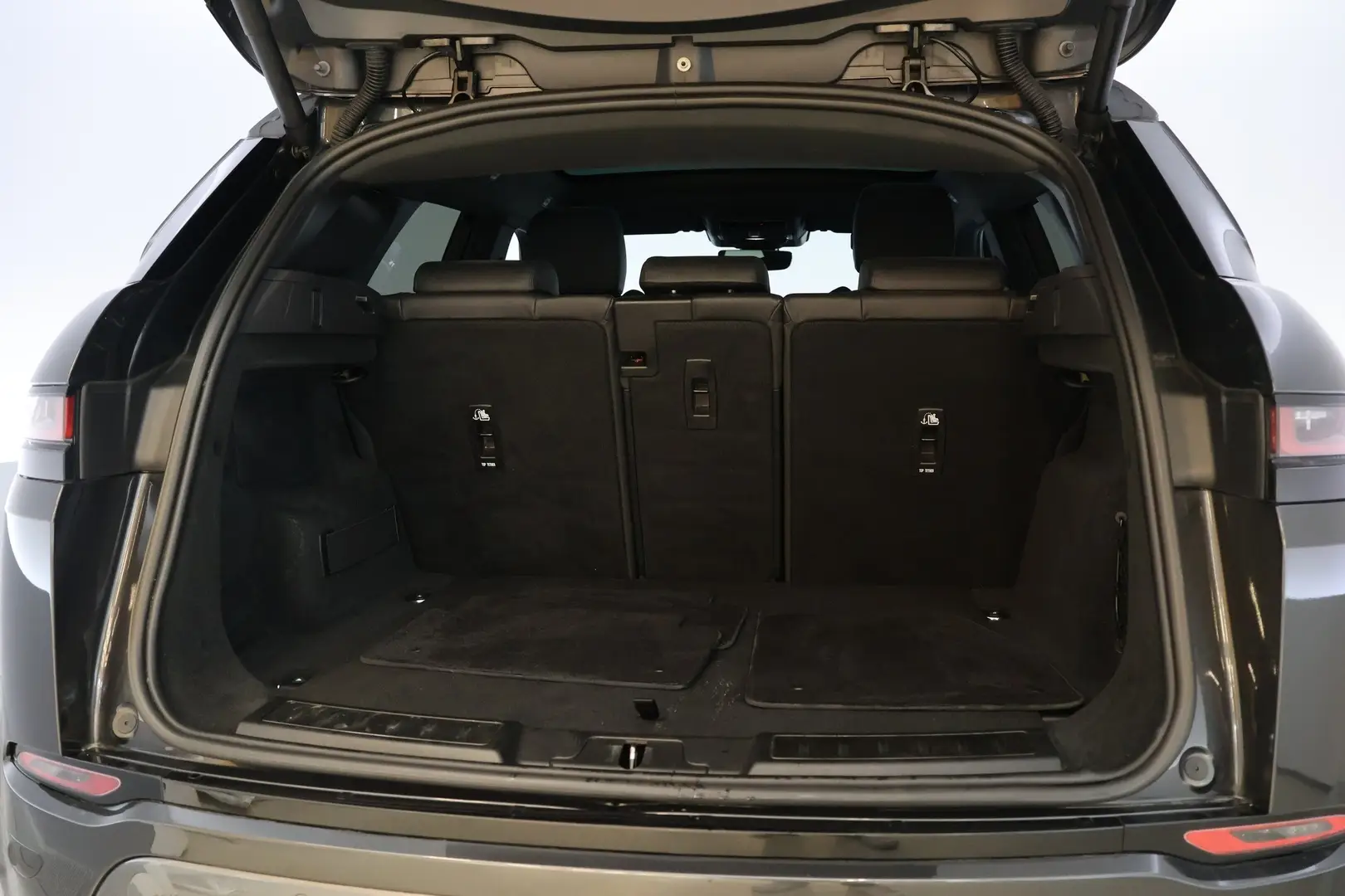 Car Image - 2m1FKHEF5TzxgP4t1GfRYi
