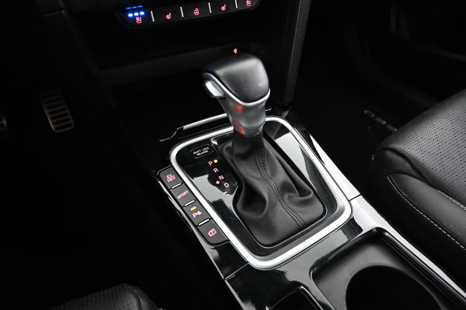 Car Image - 60d5cS7XGvJtjFBf87bi9Q