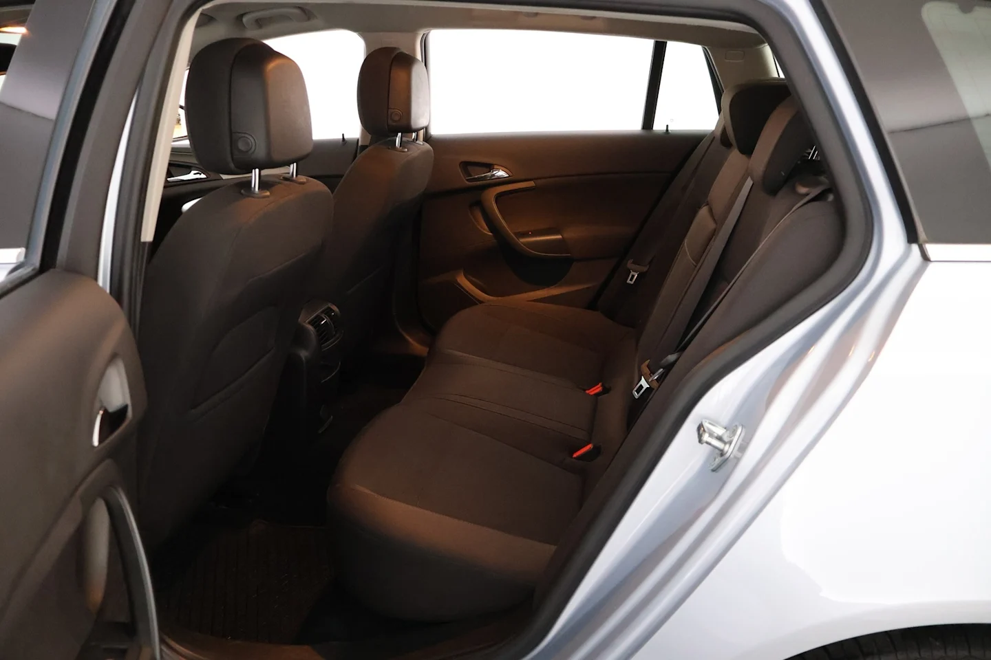 Car Image - 7IXqRMbNkhkAX6j4UNA93k