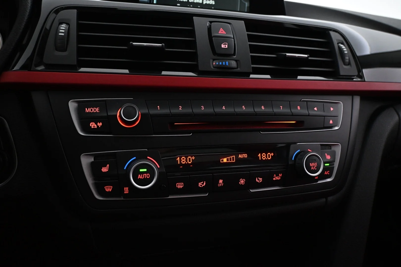Car Image - 2siPExJHltN94EYx95957B