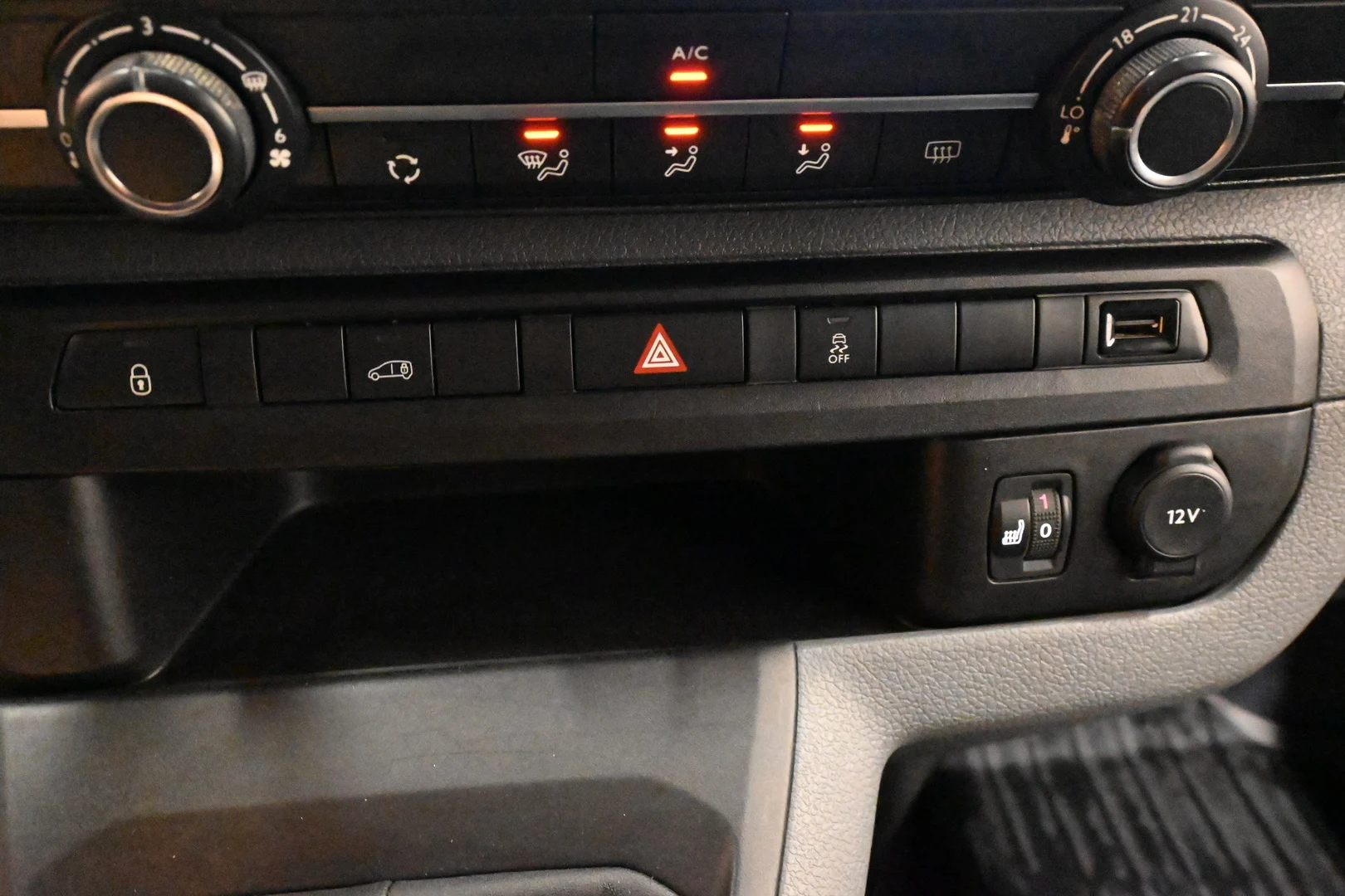 Car Image - 3BPoZbHqA196n2vQdFEJVE