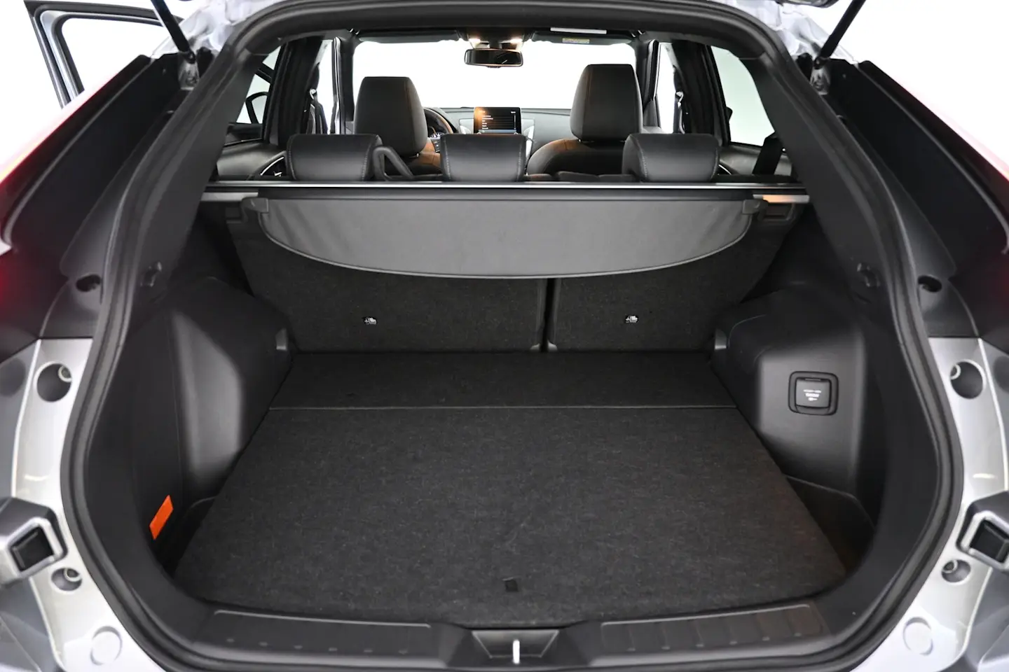 Car Image - 2S8axJ6NeiRVpt6Ahl77fI