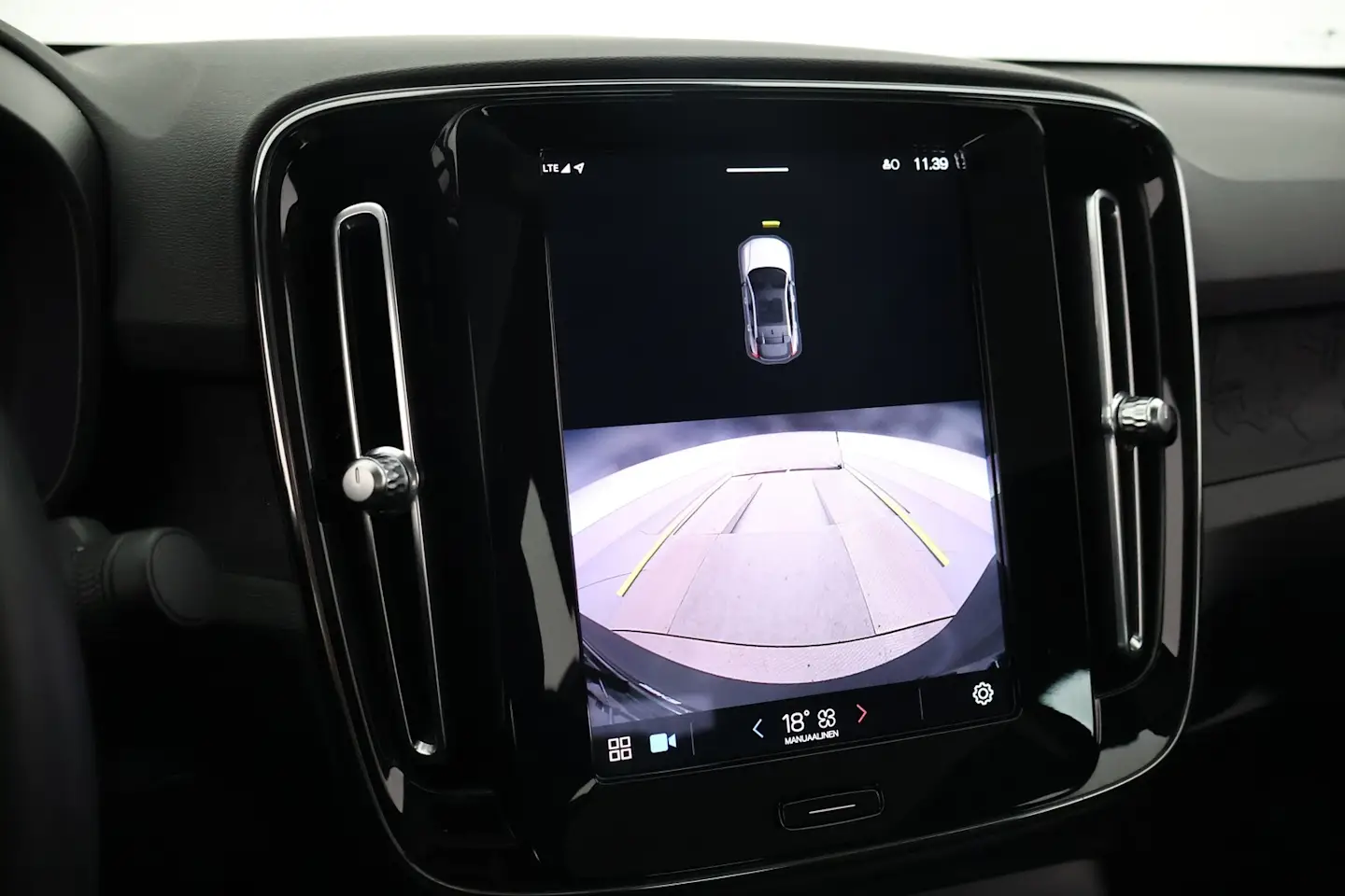 Car Image - 2WEjcSK5gfQeq9K0NFpatK
