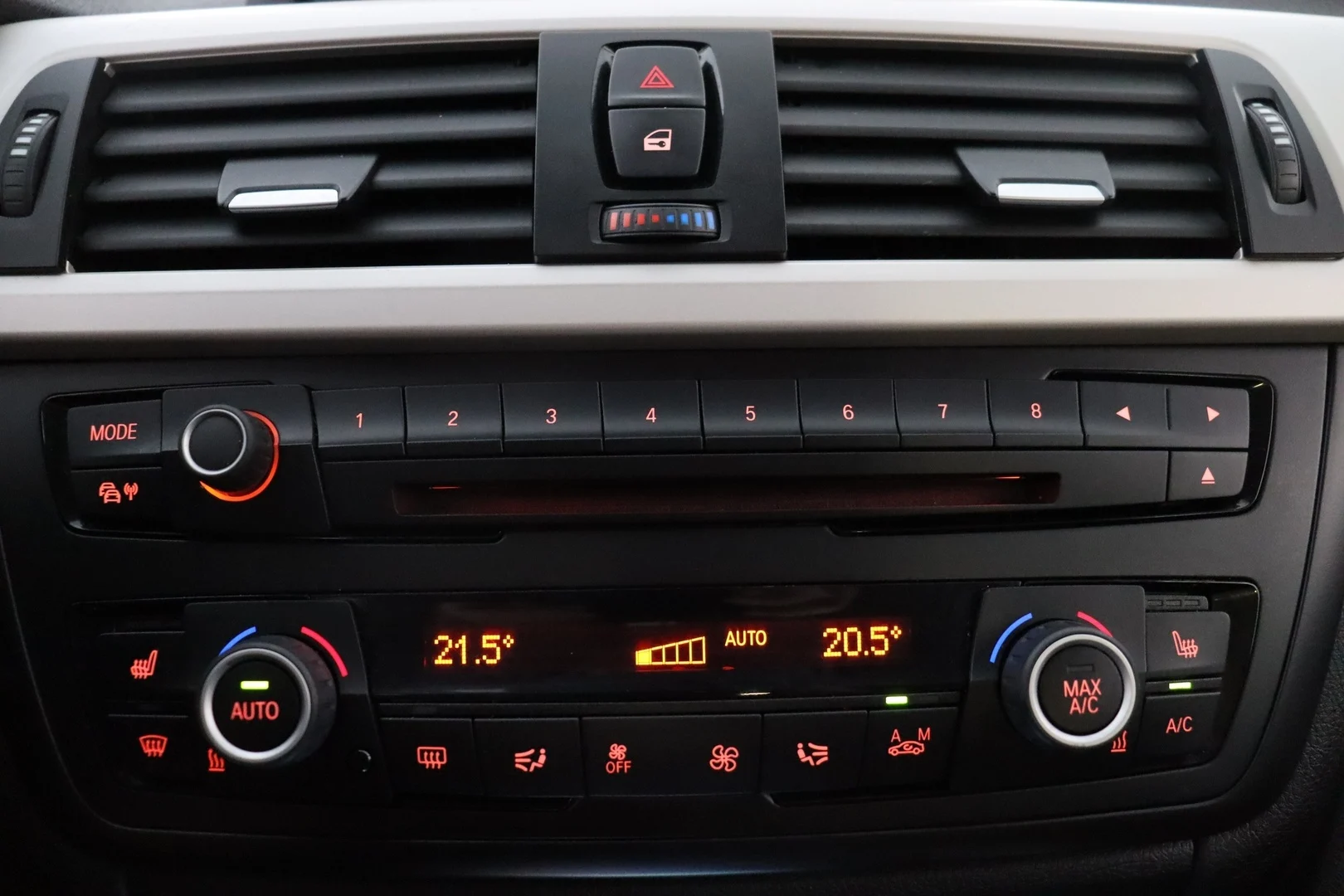 Car Image - BovnfXqaOtPt6O6tpQ6cM