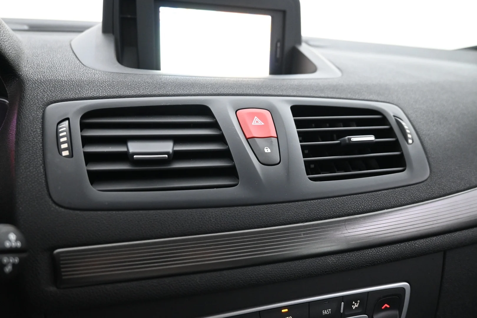 Car Image - 2p52yybvf13us0lBzQsgzt
