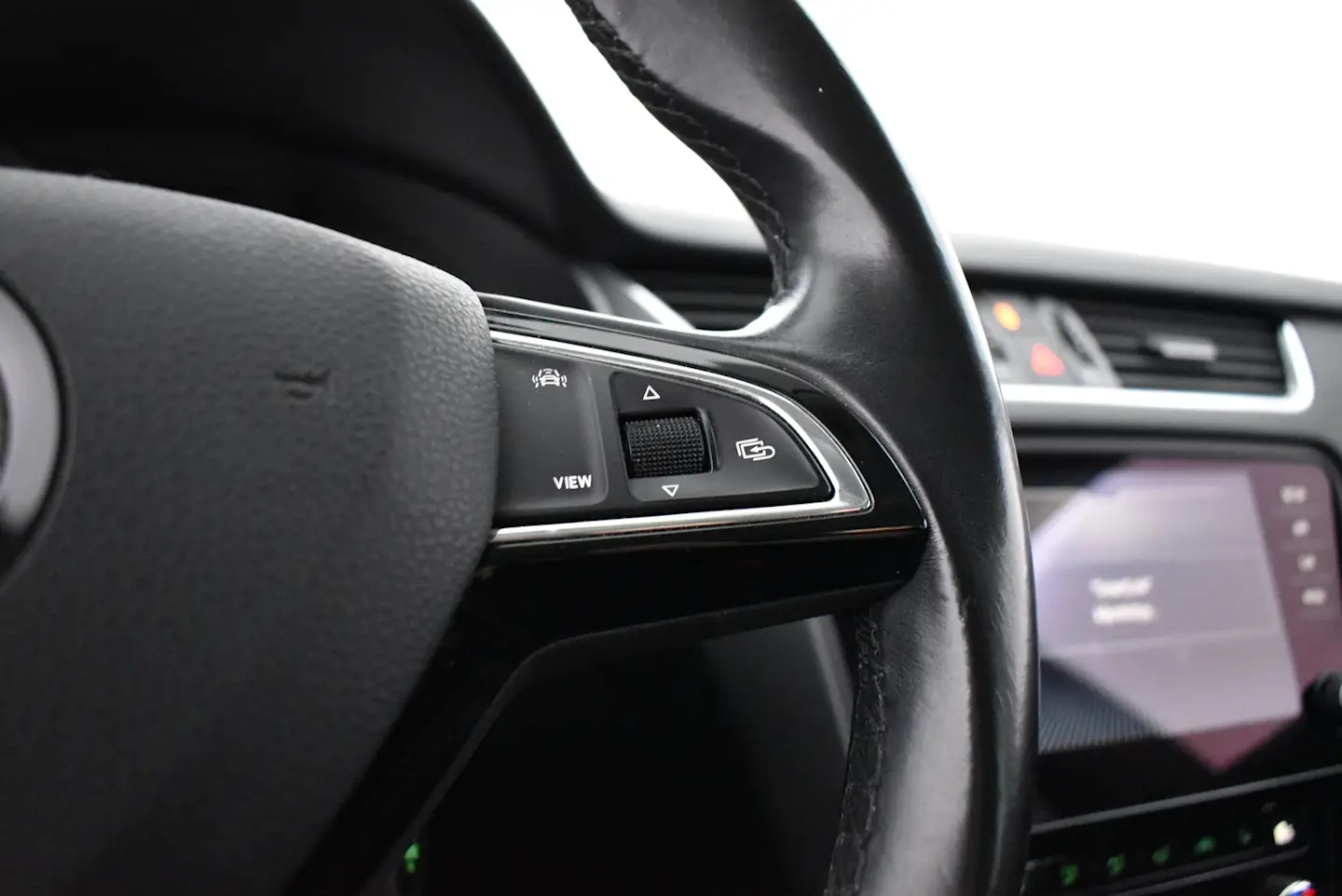 Car Image - 6PezX2iC1PM0WQ5Nz7xQdH