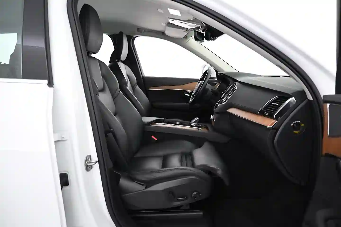 Car Image - 5qyLj4gXbXmKGYMWqBGLkk